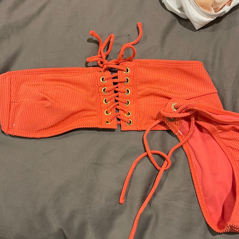 Bathing suit